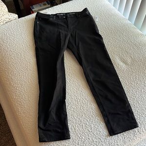 Banana Republic Traveler Pants 33x32